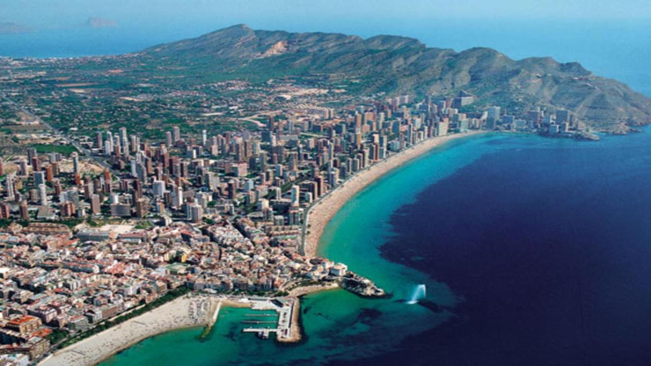 Disponible En Abril-Wifi-3Hab, 6 Pers, -Piscina, Aire Acondi-Parking Opcionable Extra Lägenhet Benidorm Exteriör bild
