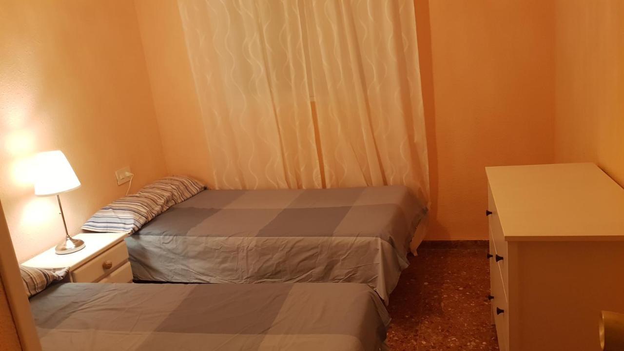 Disponible En Abril-Wifi-3Hab, 6 Pers, -Piscina, Aire Acondi-Parking Opcionable Extra Lägenhet Benidorm Exteriör bild