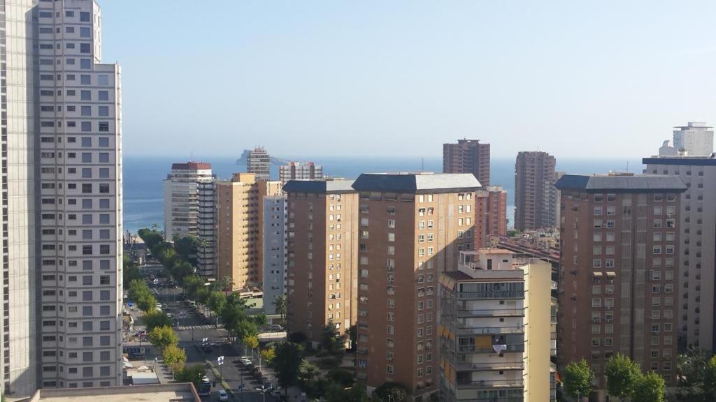 Disponible En Abril-Wifi-3Hab, 6 Pers, -Piscina, Aire Acondi-Parking Opcionable Extra Lägenhet Benidorm Exteriör bild