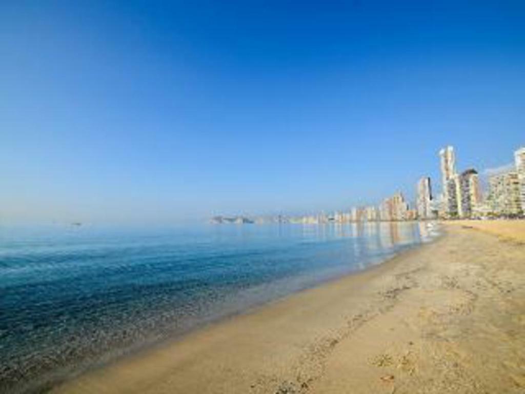 Disponible En Abril-Wifi-3Hab, 6 Pers, -Piscina, Aire Acondi-Parking Opcionable Extra Lägenhet Benidorm Exteriör bild